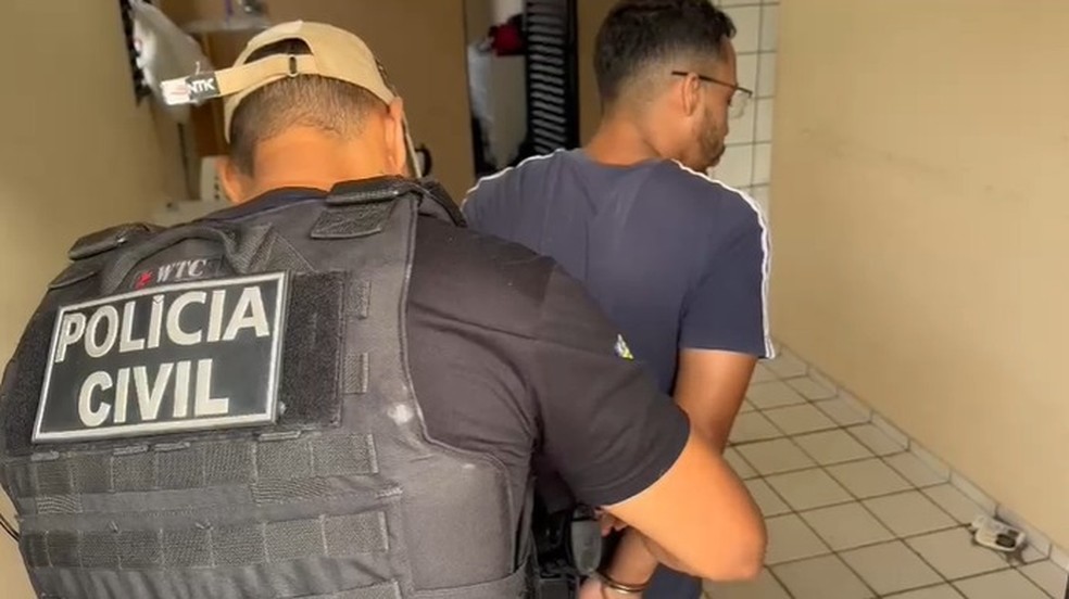Criminosos fizeram mais de 100 compras sem pagar em restaurante de comida japonesa — Foto: Reprodução
