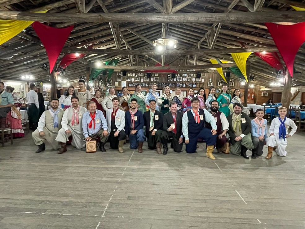 Nova gestão de prendas e peões da CBTG — Foto: Divulgação