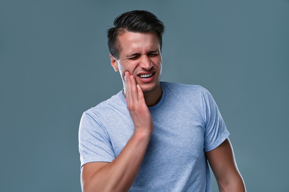 Dor em vários dentes ao mesmo tempo – qual pode ser a causa