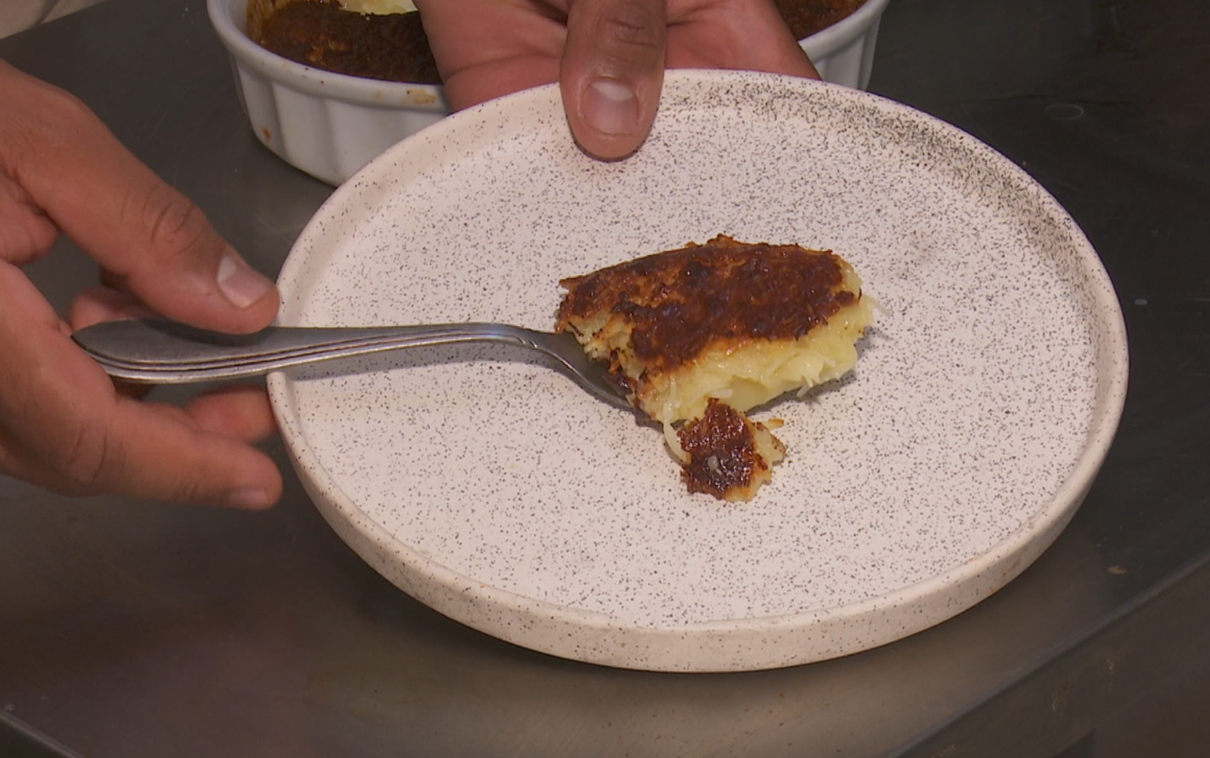 'Barato da Cozinha': aprenda a fazer polpetone e cocada na fritadeira elétrica 
