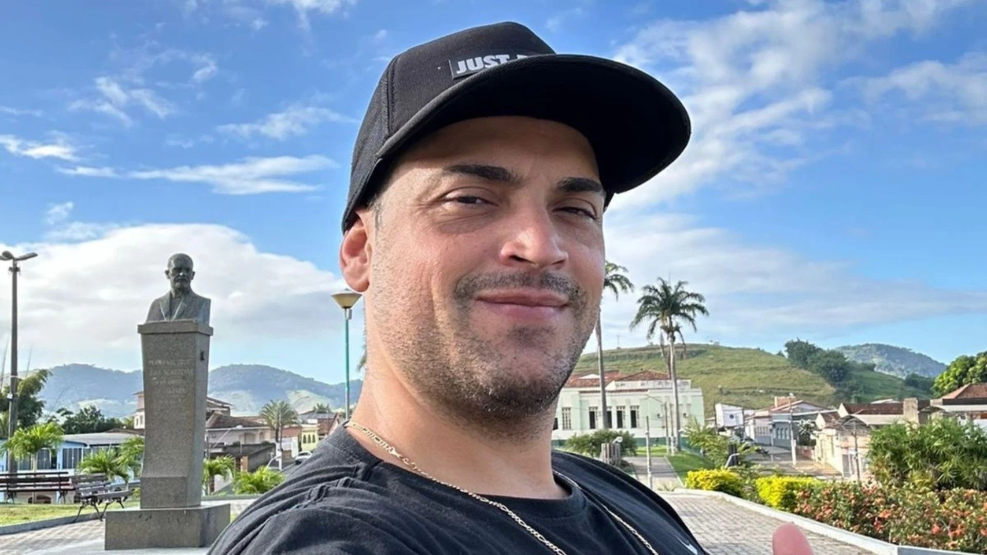 Motociclista que trabalhava fazendo entrega de açaí morre em acidente no ES