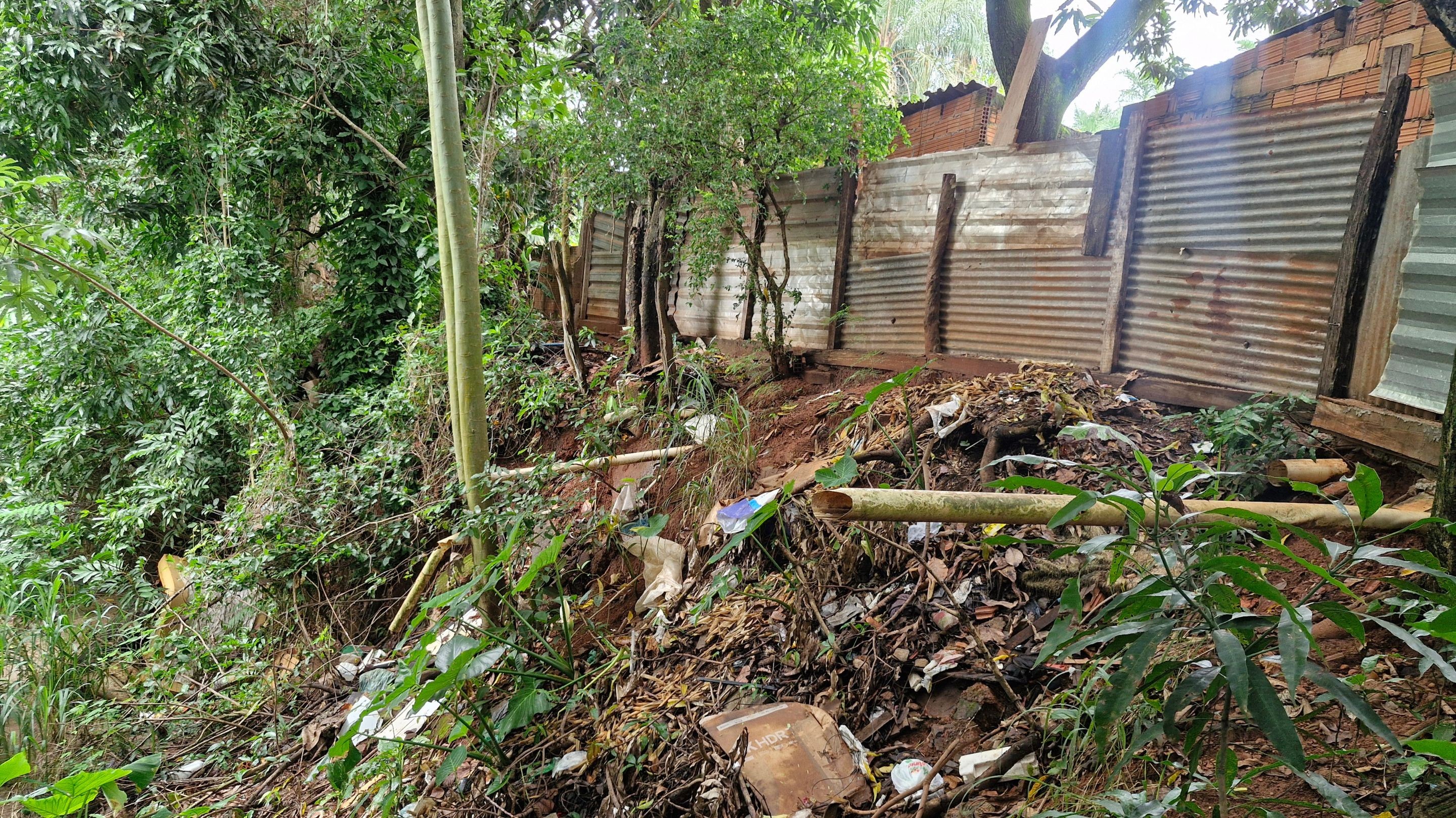 Levantamento aponta que 236 pessoas vivem em oito áreas de risco alto e muito alto em Uberaba