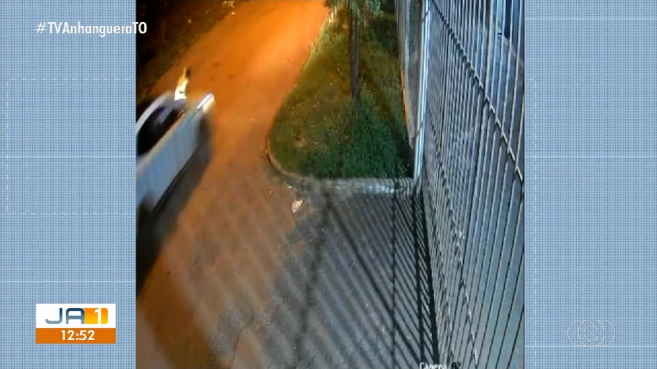 Adolescente é atropelado ao tentar atravessar a rua em Palmas; VÍDEO