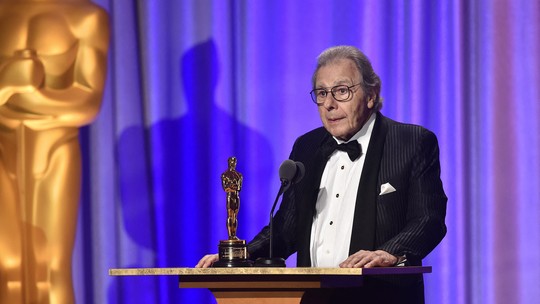 Lalo Schifrin, compositor do tema de 'Missão Impossível', morre aos 93 anos - Argentino trabalhou na trilha sonora de mais de 100 filmes e programas de televisão. Ele recebeu um Oscar honorário por sua carreira em 2018.