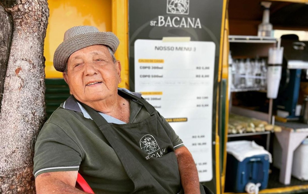 Morre aos 91 anos ‘Senhor Bacana’, vovô influenciador que viralizou vendendo caldo de cana