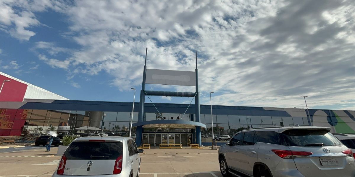 'Canibalismo interno' e reorganização: o que levou Carrefour a encerrar lojas em dois shoppings de Campinas