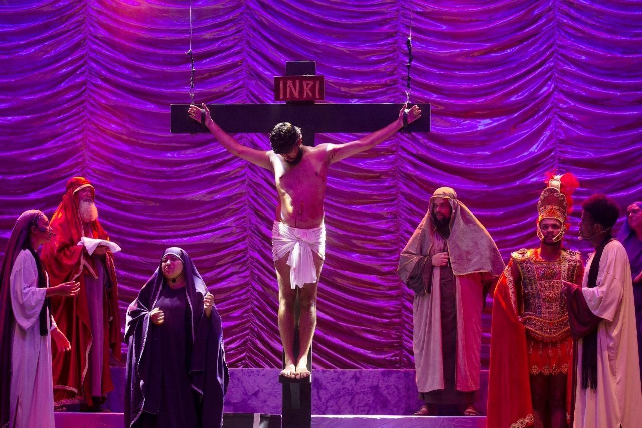Paixão de Cristo volta a ser encenada ao ar livre em Campos após sete anos