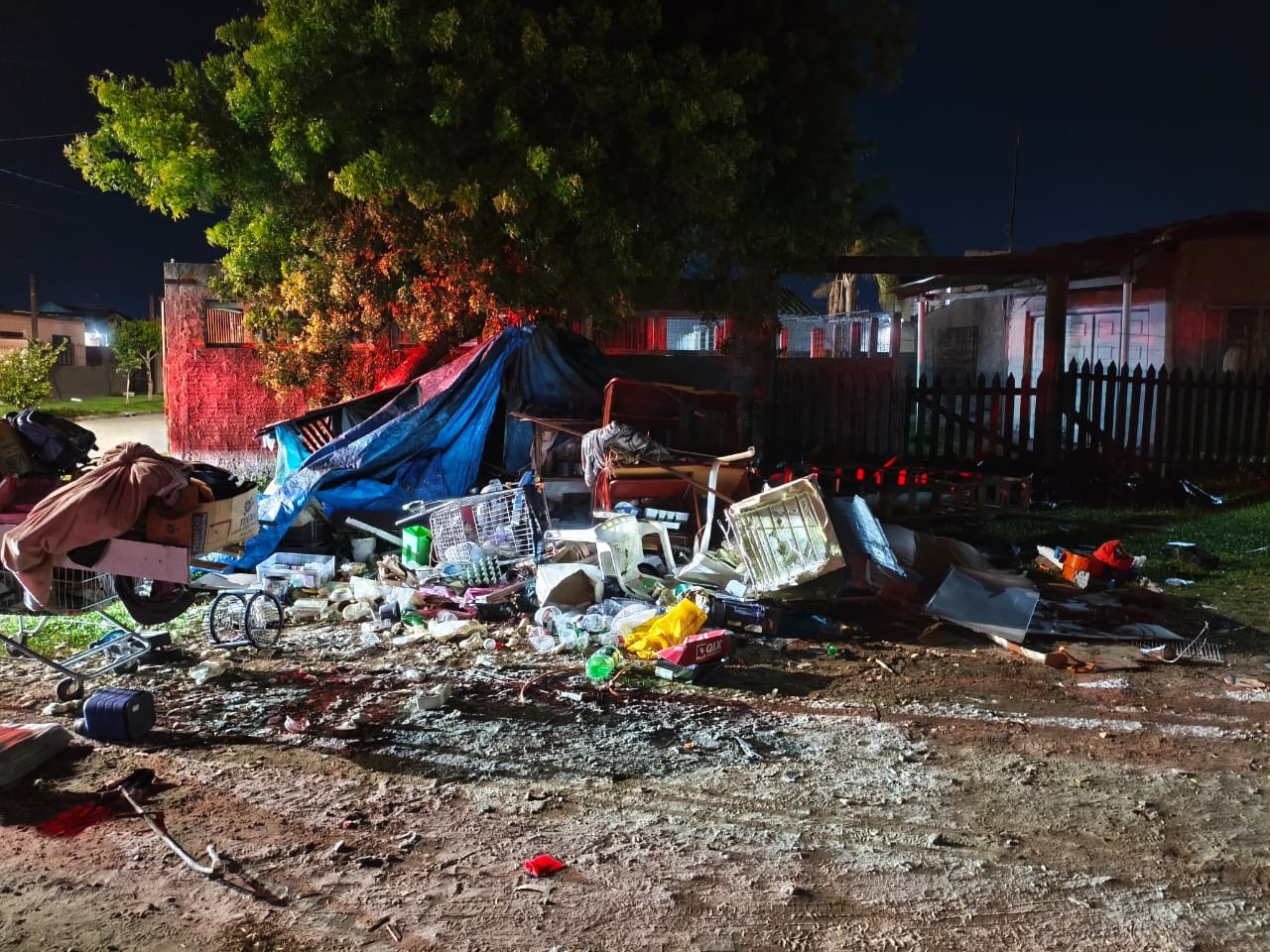 Homem em situação de rua de 56 anos morre após ser espancado por grupo em Rio Grande, diz polícia