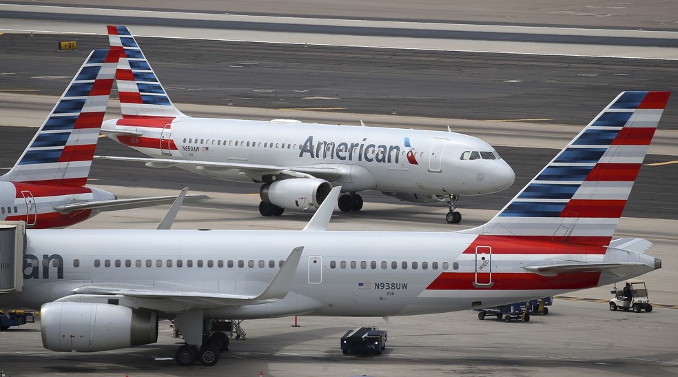 American Airlines corta 75% dos voos, incluindo todos para o