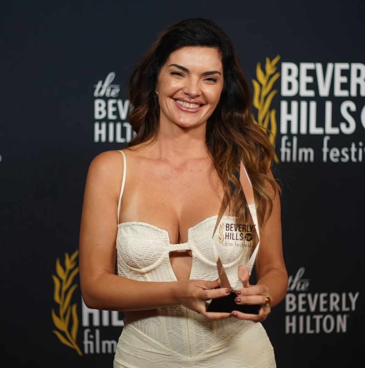 Mayana Neiva ganha prêmio por documentário em festival de cinema nos Estados Unidos 