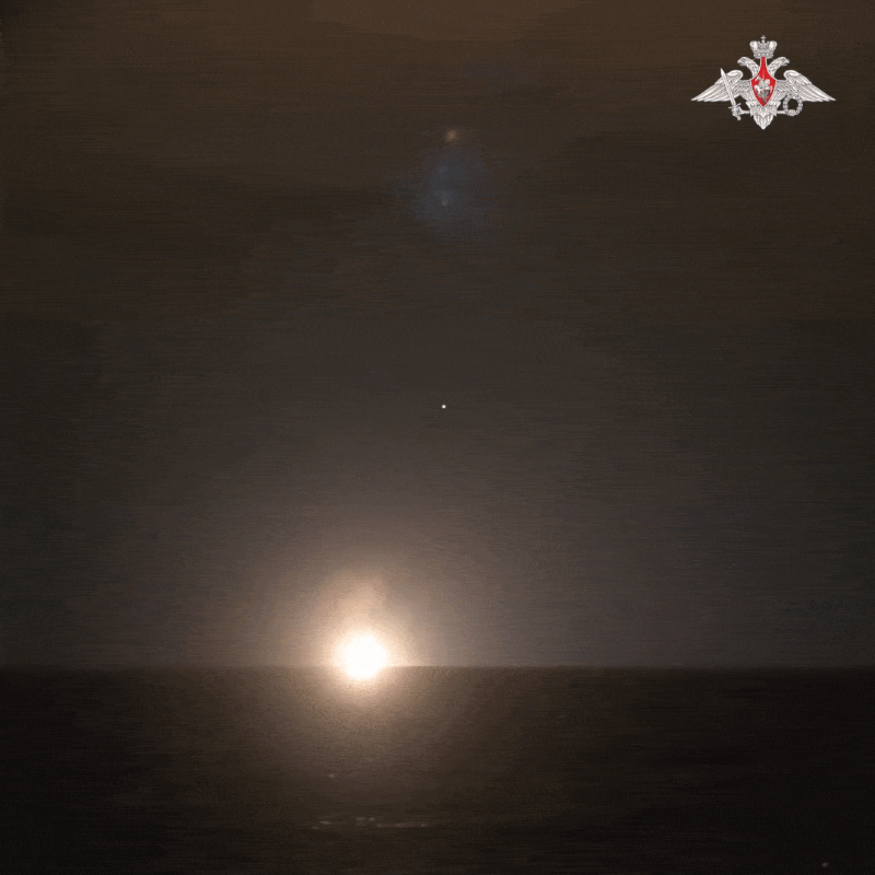 Rússia testa míssil nuclear intercontinental disparado por submarino