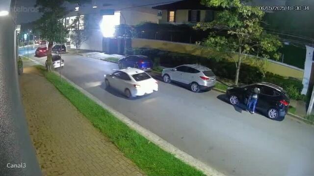 Mulher é rendida por bandidos nos Jardins e libertada em Taboão da Serra, na Grande SP