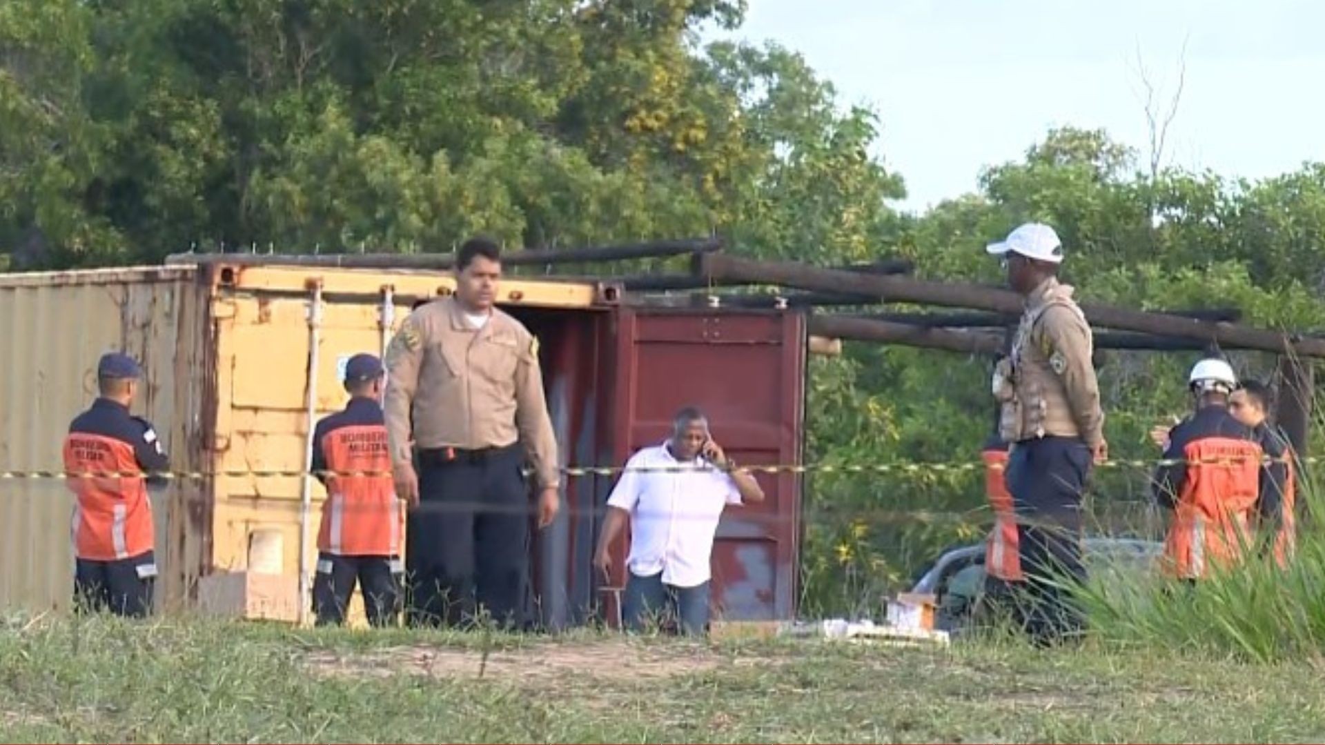 Homem morre após explosão em contêiner, e corpo fica em pedaços em Porto Dourado, na Serra