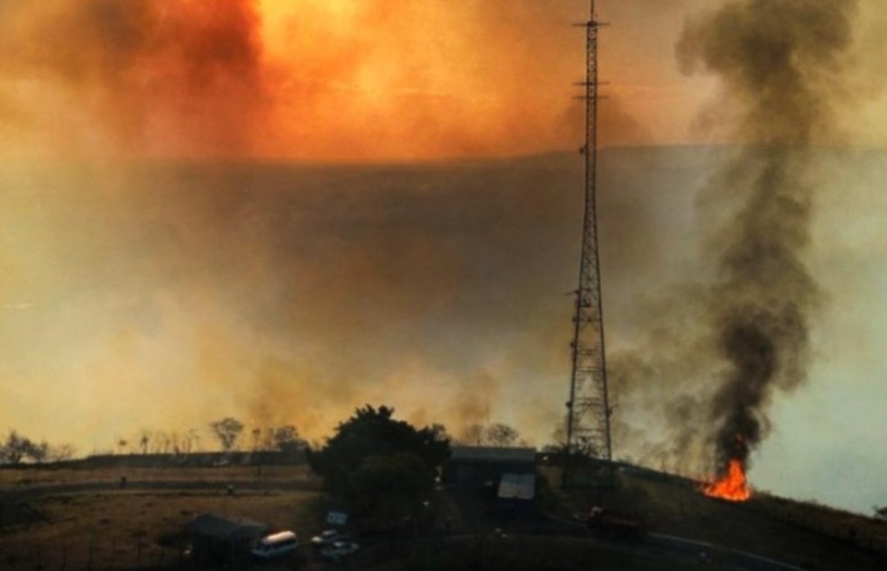 Incêndio atinge Barra do Garças há cinco dias — Foto: Secom-BG