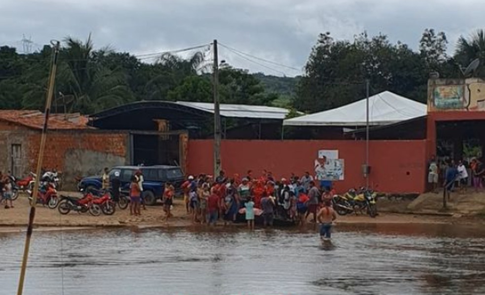 Corpo de criança foi encontrado após afogamento em Buriticupu — Foto: Reprodução/Redes sociais