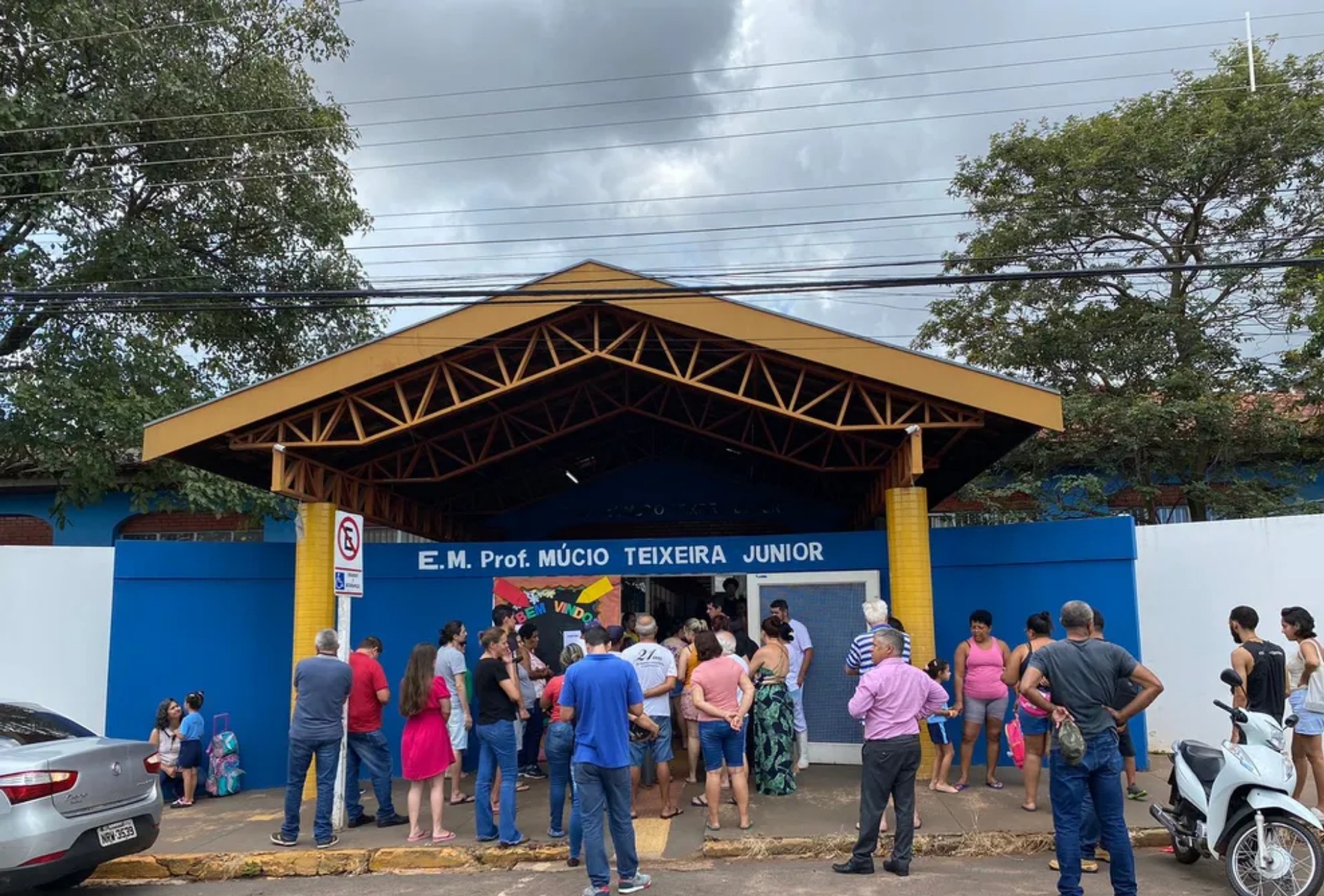 Consulta de escola designada e matrícula presencial começam hoje em Campo Grande