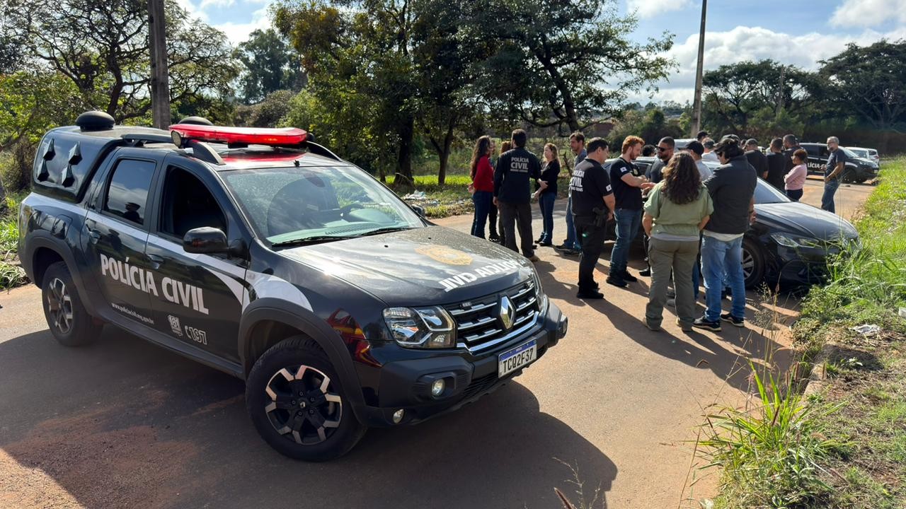 Corpo de homem levado à força da porta de casa é encontrado concretado e carbonizado em Uberlândia