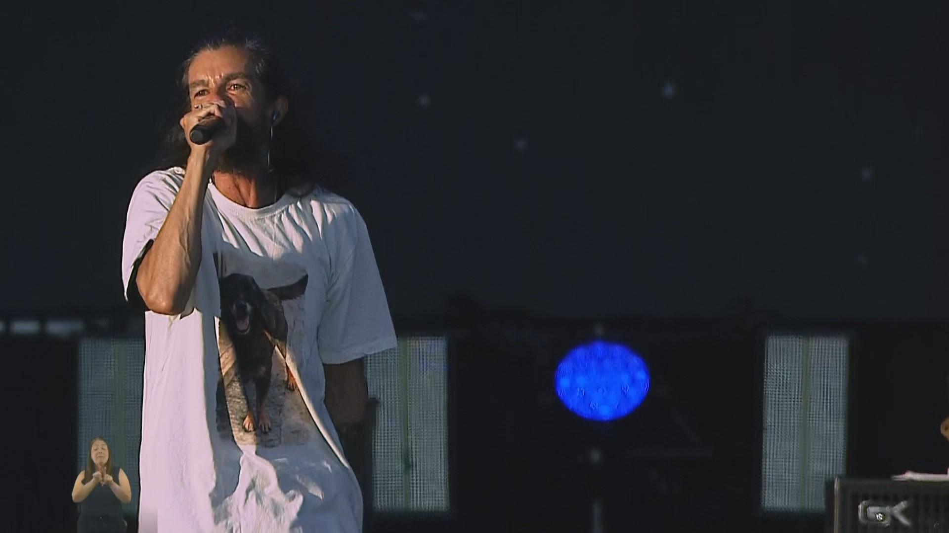 Planeta Atlântida: show de Armandinho tem dupla com Vitor Kley e homenagem ao cão Orelha