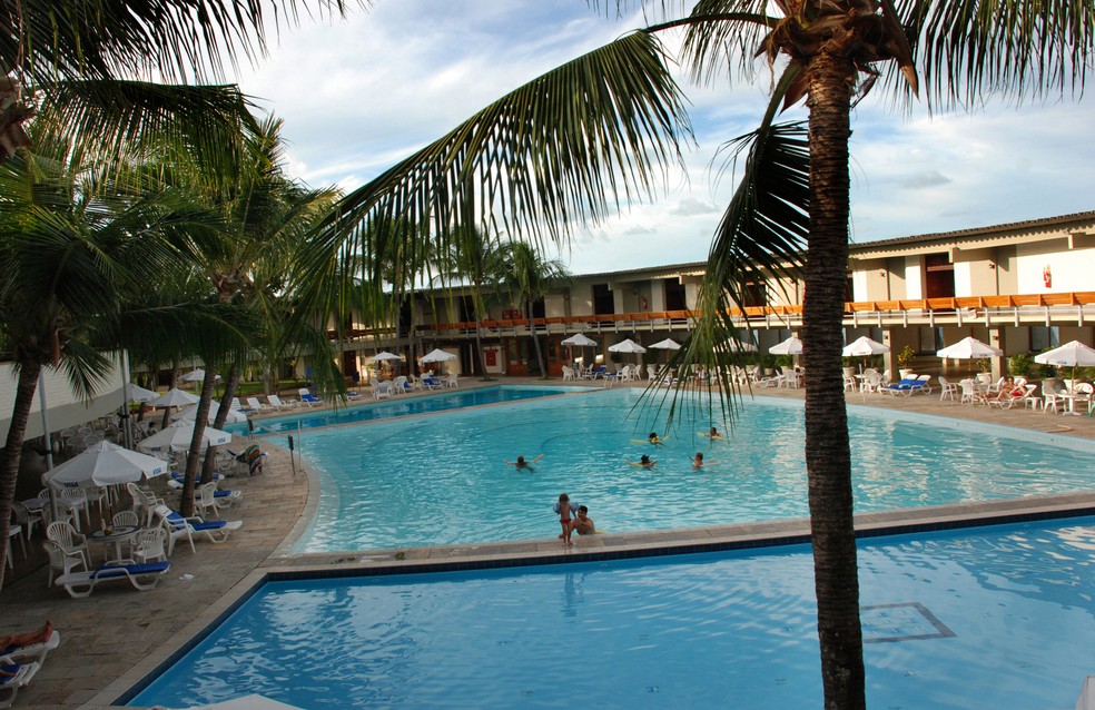 Piscinas do Hotel Tambaú eram cercadas pelos apartamentos — Foto: Kleide Teixeira/Jornal da Paraíba/Arquivo
