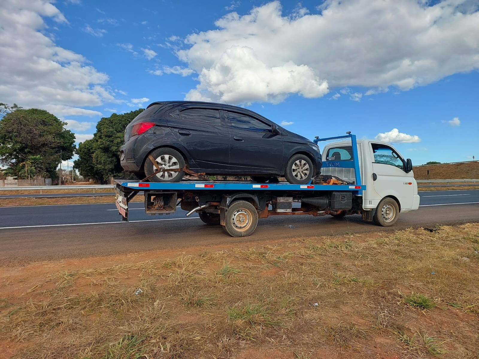 Seis suspeitos de integrar quadrilha de roubo de carga são presos na BR-135