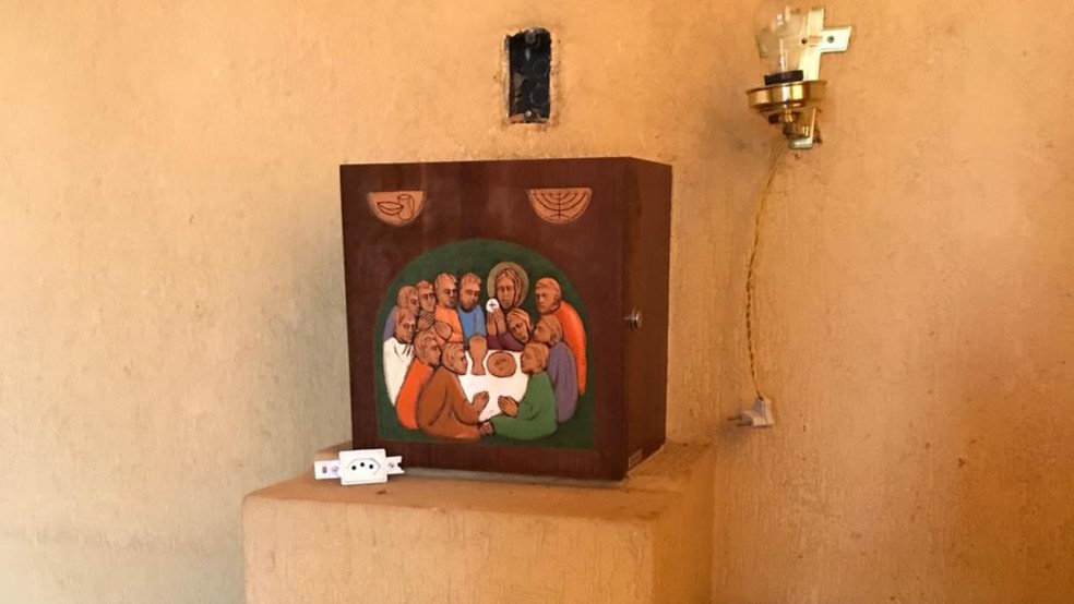 Sacrário da Capela onde estava armazenada a ambula com as hóstias consagradas — Foto: Reprodução/Arquidiocese de Sorocaba
