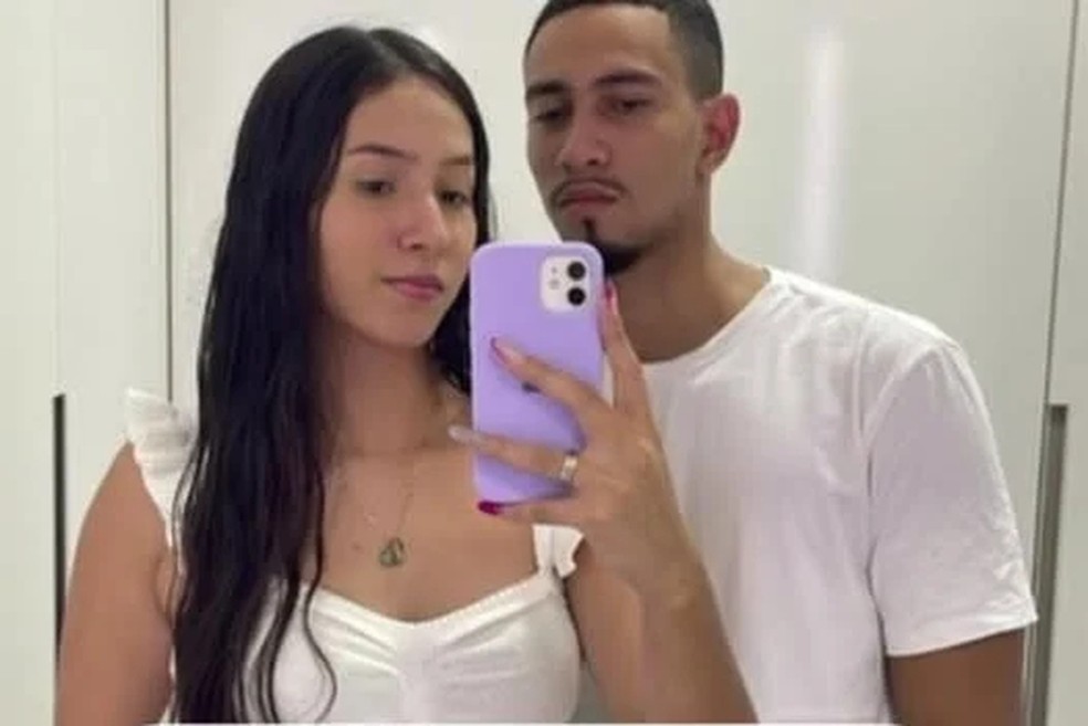 As vítimas foram identificadas como Dannyele Almeida Ascari, de 18 anos, e Albert Teixeira Caetano Júnior, de 20 anos — Foto: Reprodução