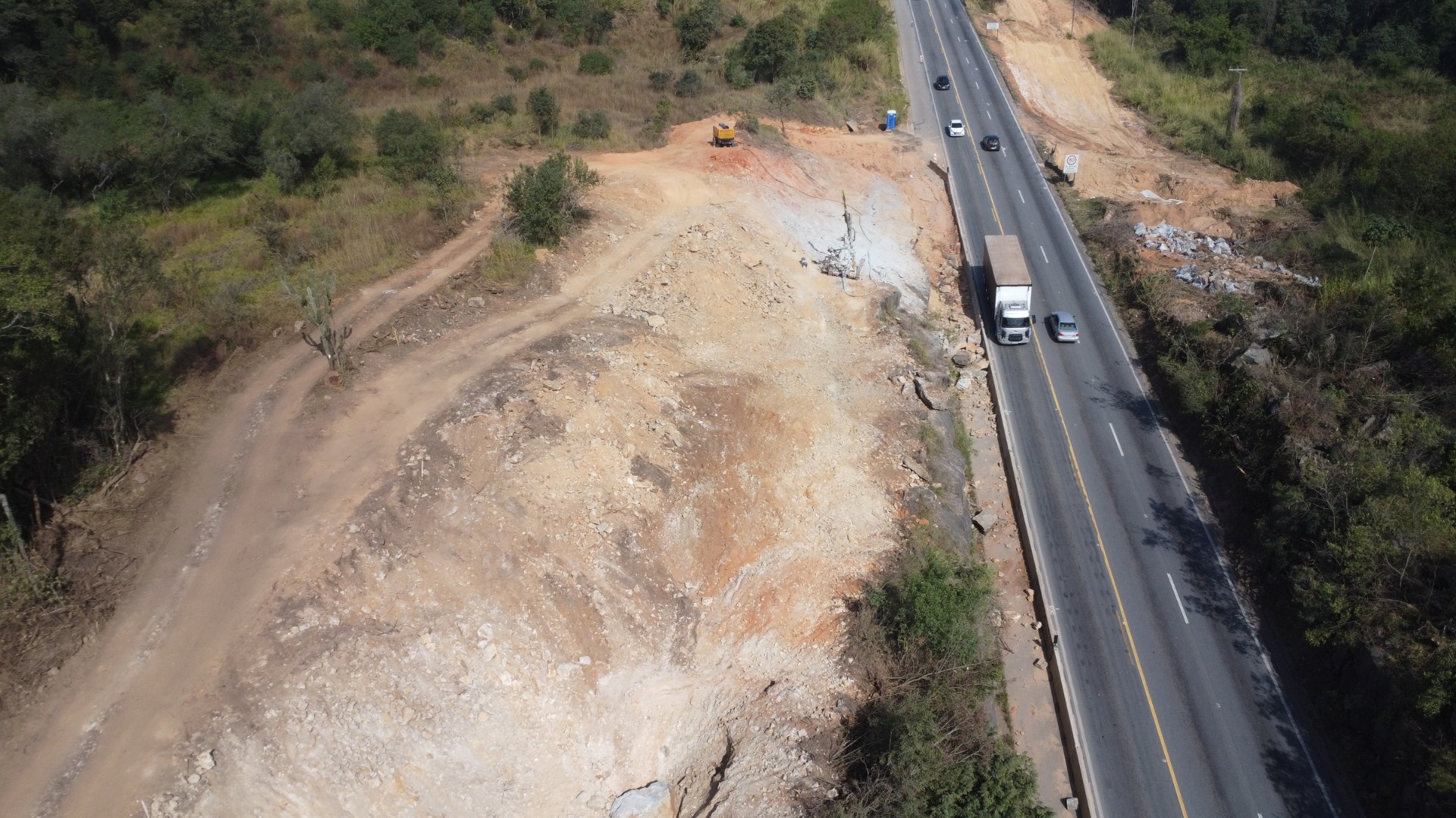 Trecho da Rodovia Lívio Tagliassachi é interditado para obras em São Roque