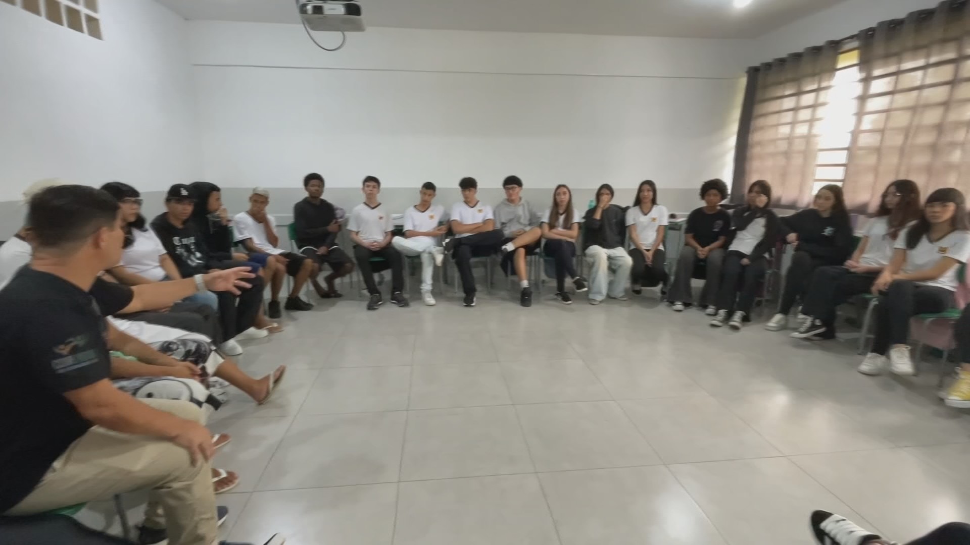 Rodas de conversa e mediação de conflitos entre alunos melhoram a convivência em escolas de Sorocaba