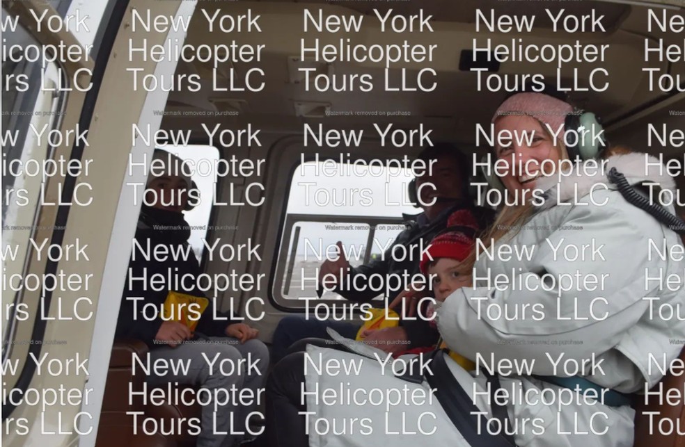Família que morreu no acidente de helicóptero em Nova York fez registro antes do passeio — Foto: Reprodução/Wayback Machine