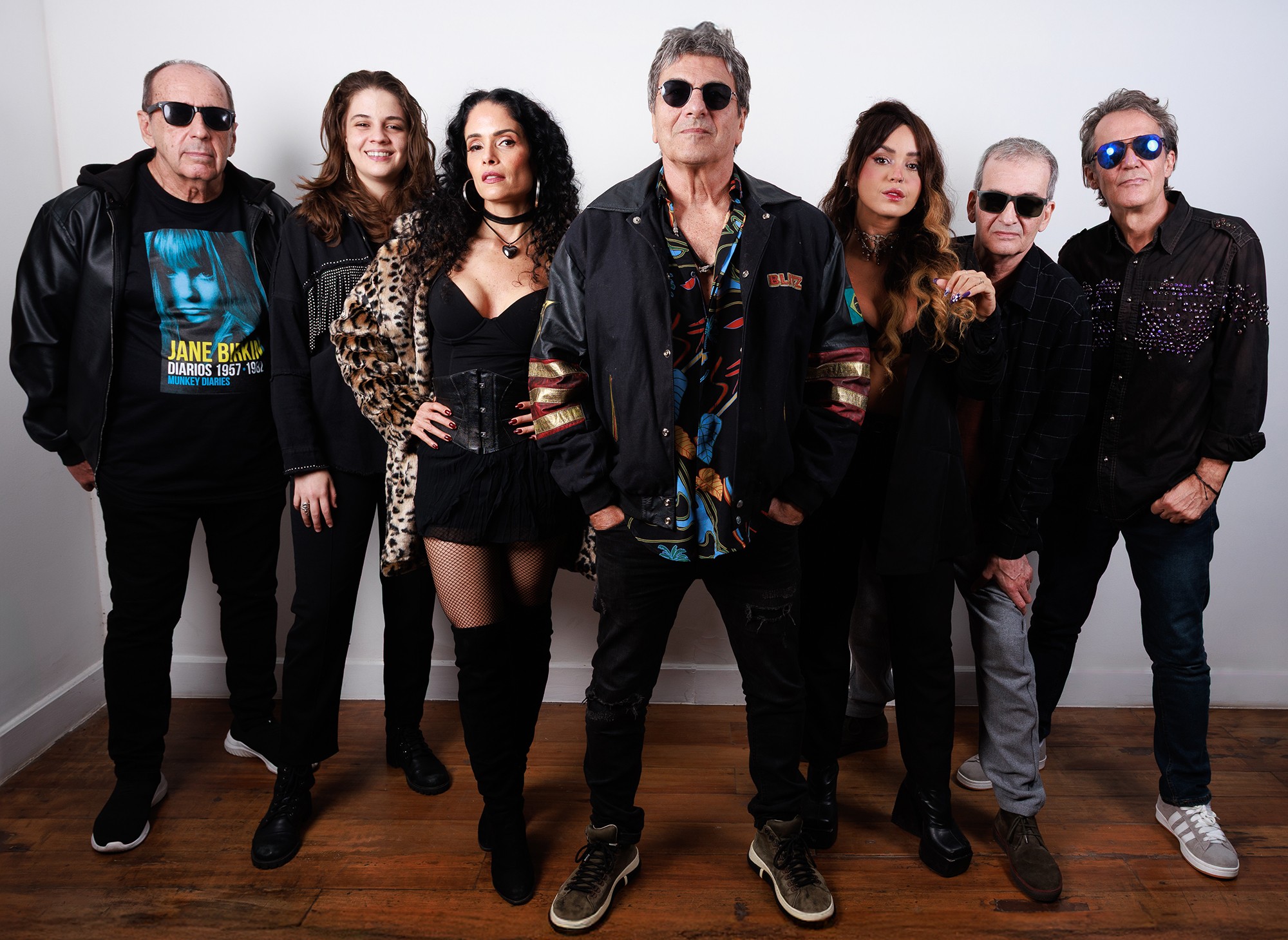 Blitz oscila ao abordar músicas alheias no álbum ‘Nudusoutros’ e termina ao redor do próprio umbigo no fim do disco