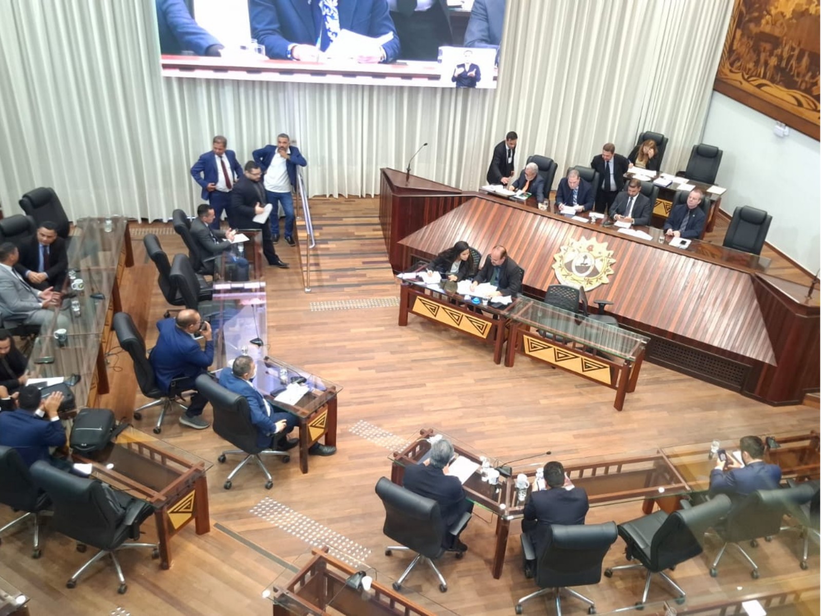 Deputados autorizam governo do Acre a pedir empréstimos que totalizam R$ 280 milhões