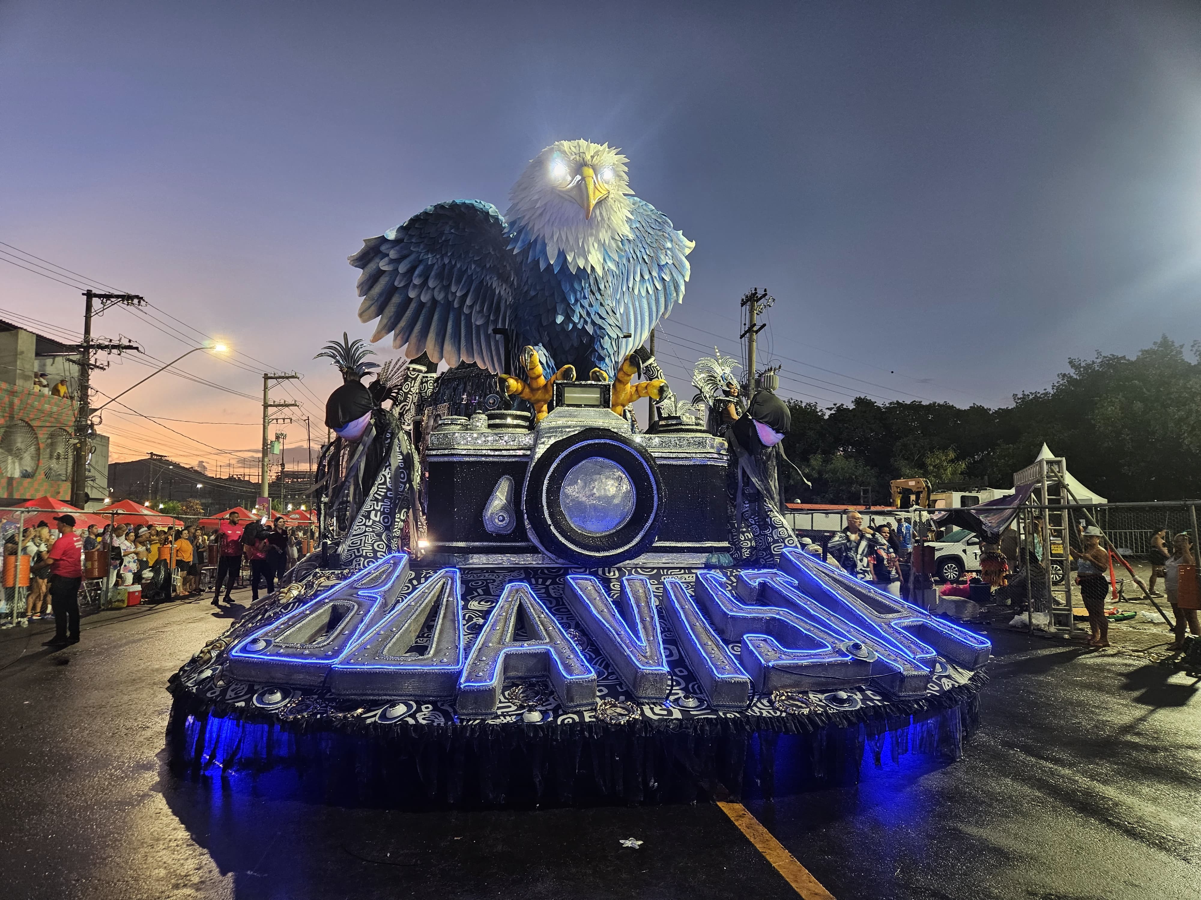 Carnaval de Vitória 2025: assista aos desfiles do Grupo Especial