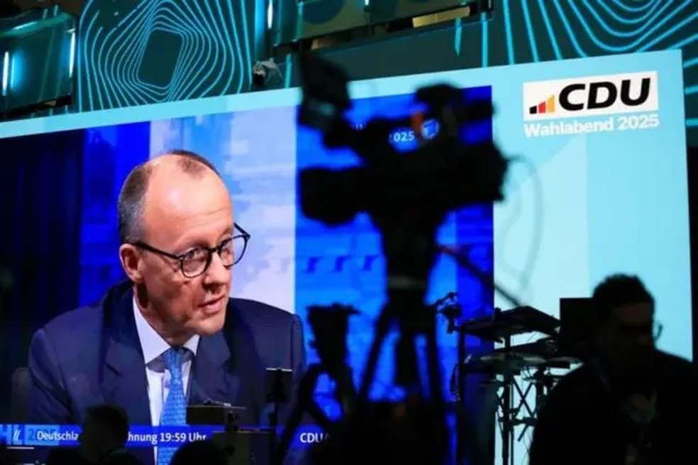 O chanceler alemão Friedrich Merz prega independência europeia em relação aos EUA. — Foto: Getty Images via BBC