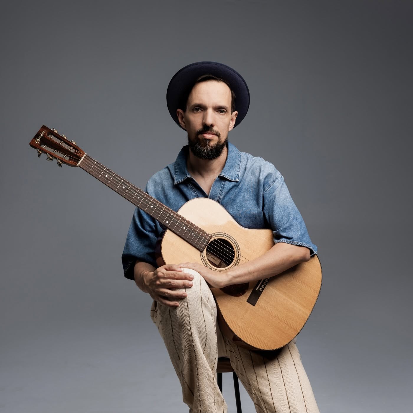 Gustavo Spínola guarda faixa com Ivan Lins para fecho do álbum 'Do acaso ao cais'