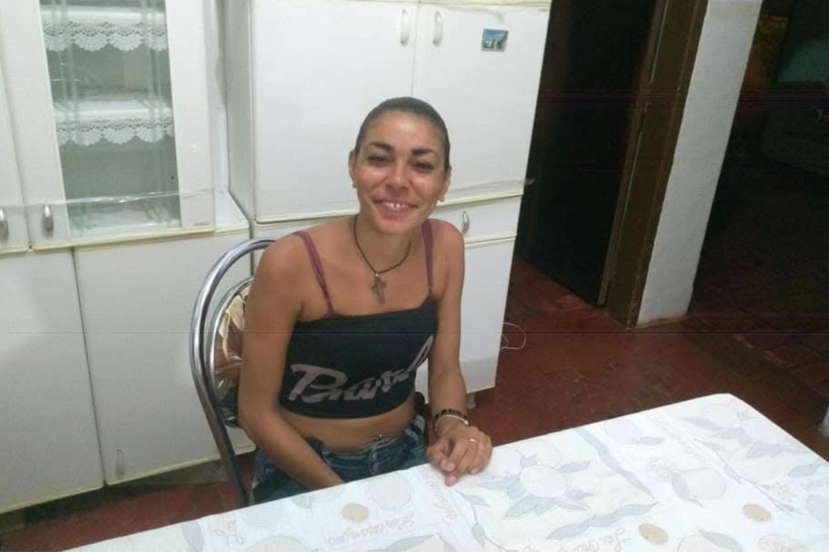 Mulher é morta a facadas e namorado fica ferido, em Lorena; ex-companheiro é preso em flagrante