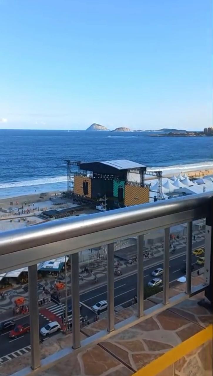 'Camarote' em cobertura de prédio para ver show de Gaga em Copacabana é interditado