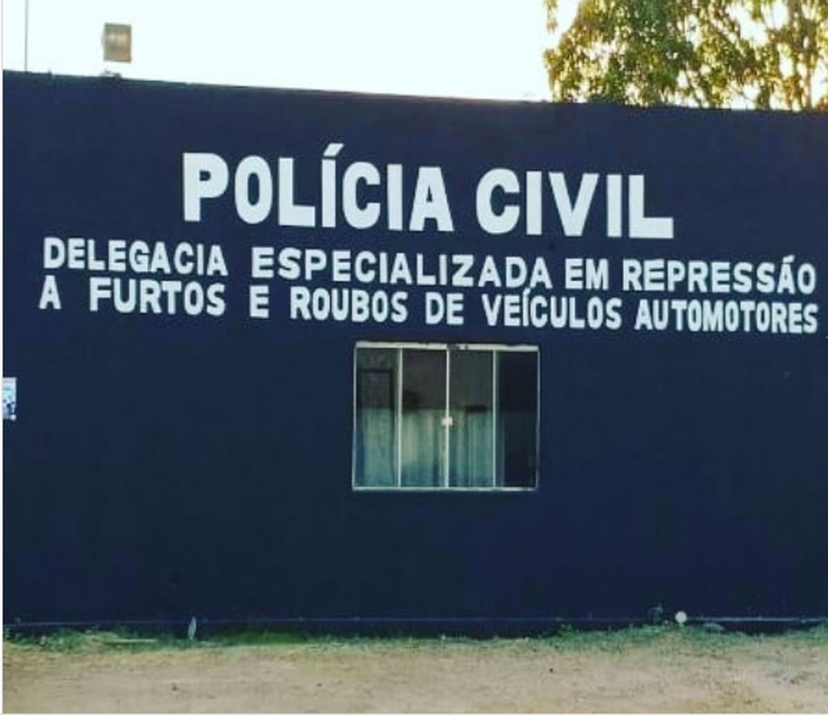 Delegacia de Repressão a Furtos e Roubos de Veículos atende em novo ...