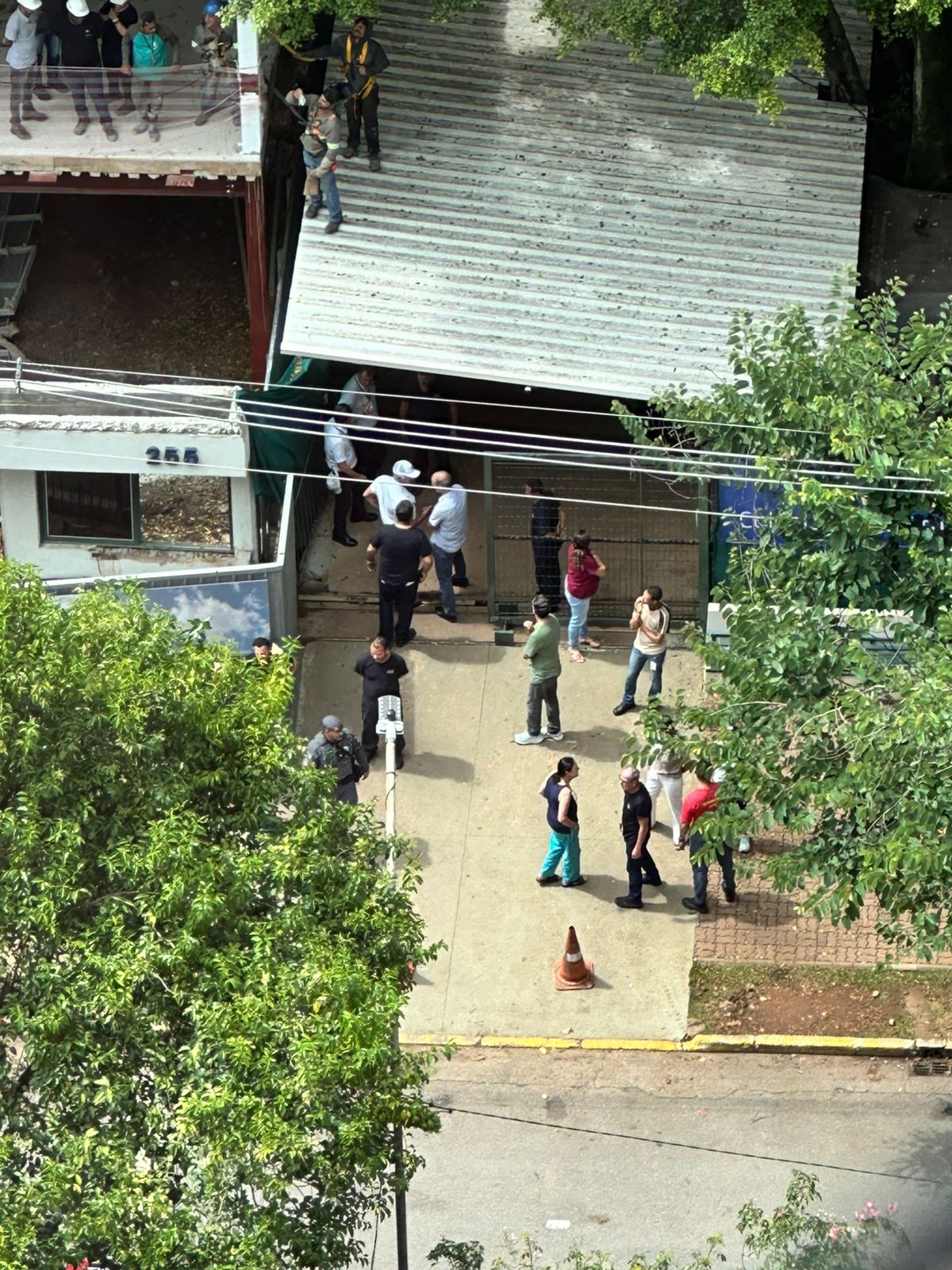 Após perseguição, suspeito invade Colégio Santa Cruz e acaba preso na Zona Oeste