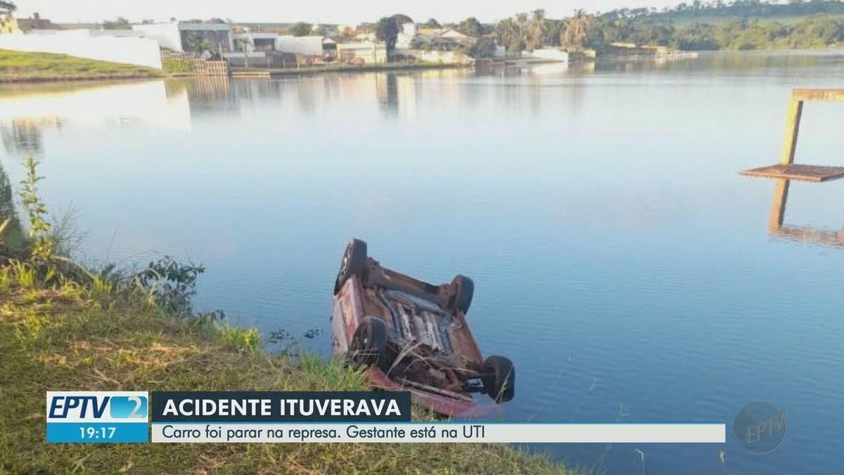 Grávida é internada após cair com carro dentro de represa em Ituverava ...
