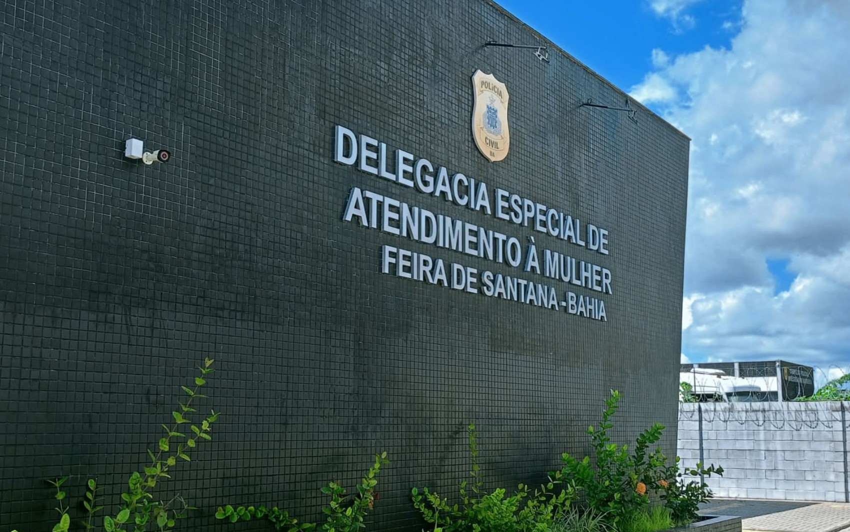 Homem é preso suspeito de usar mensagens via Pix para ameaçar de morte ex-companheira na Bahia