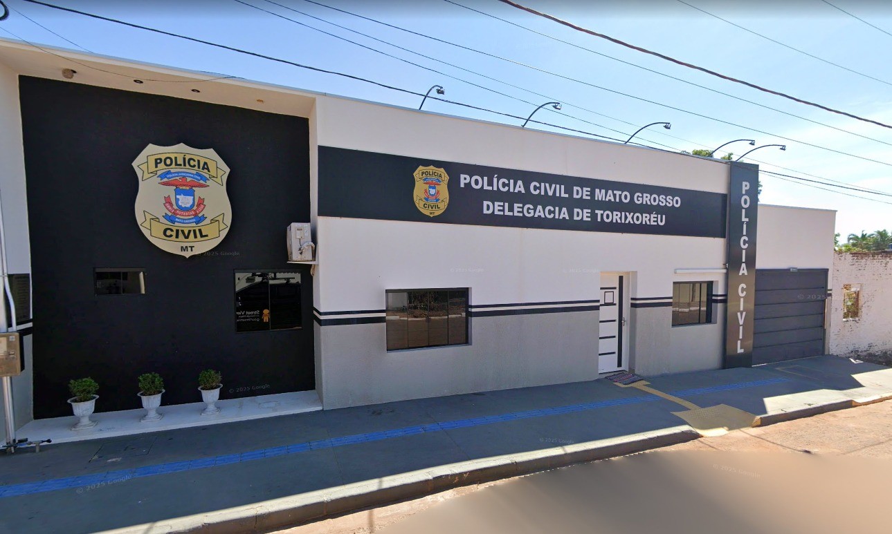 Mulher é presa escondida em galinheiro após esfaquear o marido em MT