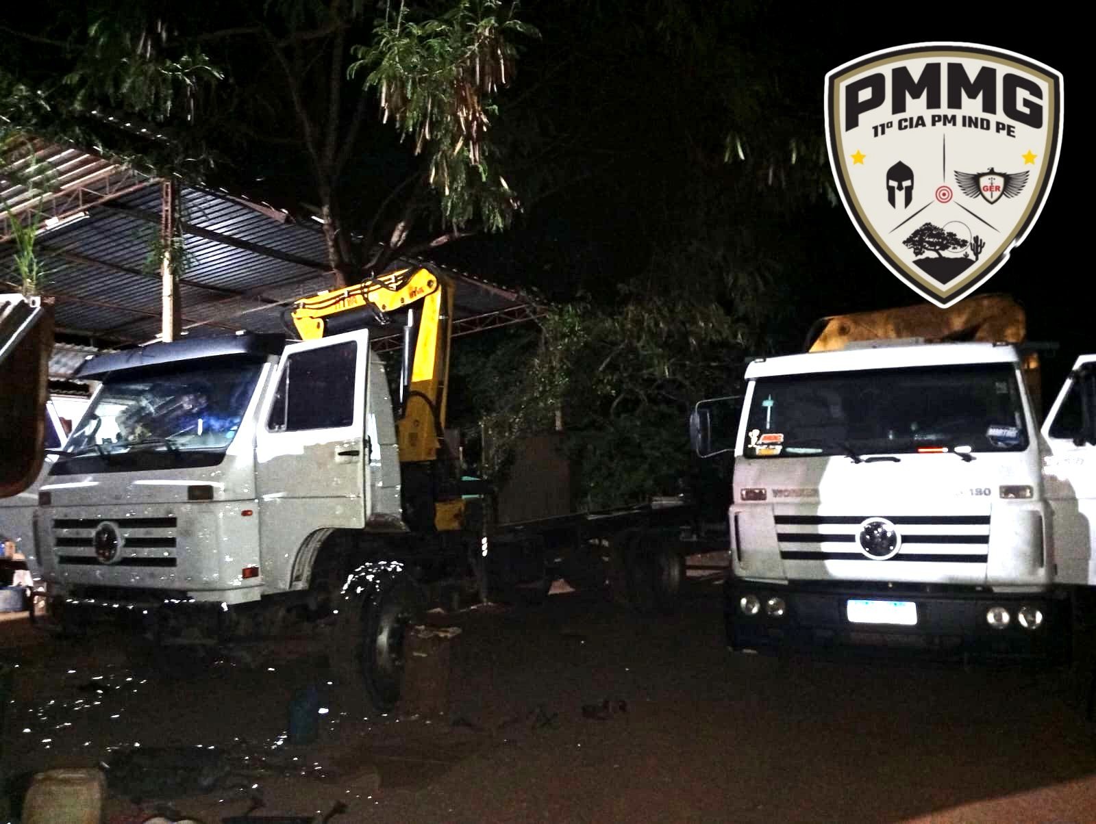 PM interrompe desmanche de caminhão roubado em SP e prende homens em Montes Claros