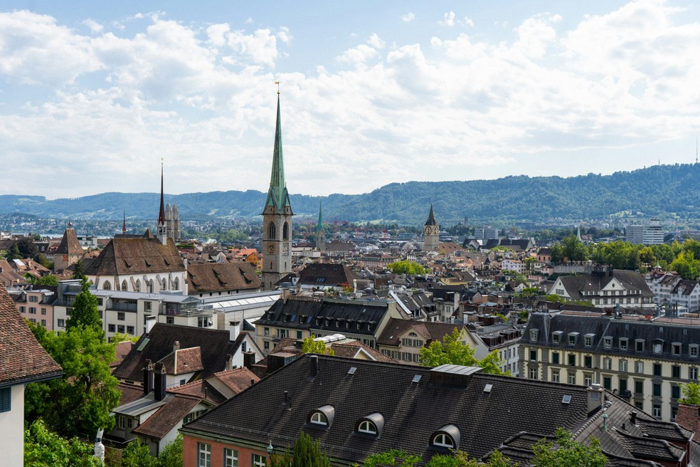 Vista da cidade de Zurique, na Suíça. — Foto: Meizhi Lang