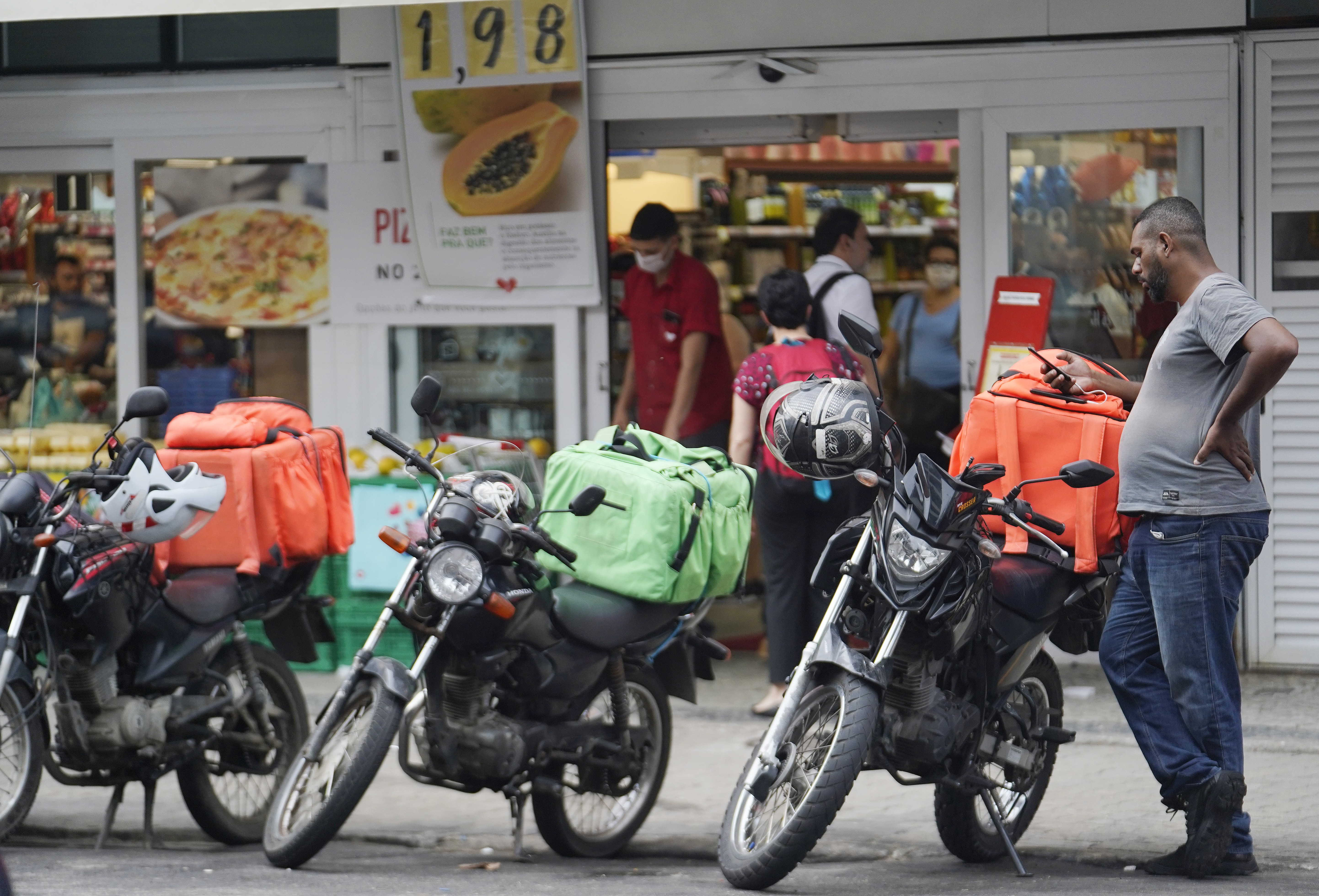 PL dos apps: Boulos critica relatório e diz que vai conversar com Lula para governo fechar posição