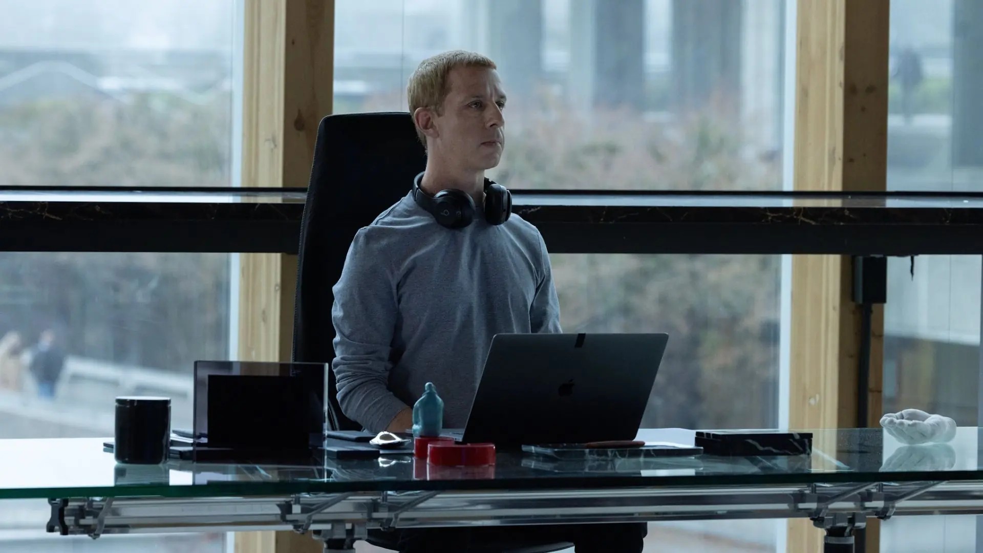 'O Outro Lado das Redes': Aaron Sorkin volta a focar no Facebook e mira em Zuckerberg em novo filme