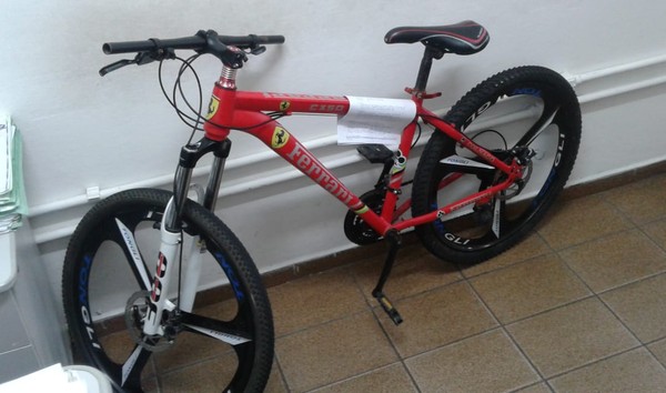 Bicicleta marca online ferrari