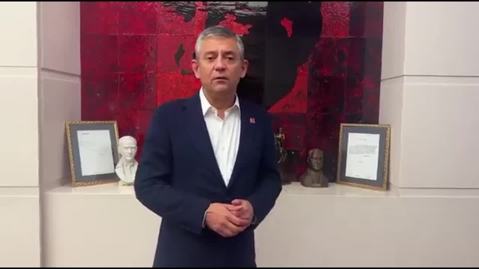 Ozgur Ozel, líder da oposição na Turquia — Foto: CHP / Divulgação