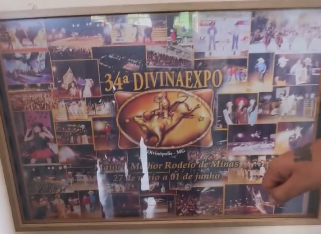 Da 'arena dos carneirinhos' ao palco: Jotinha volta à DivinaExpo com Us Agroboy e revive sonhos de infância