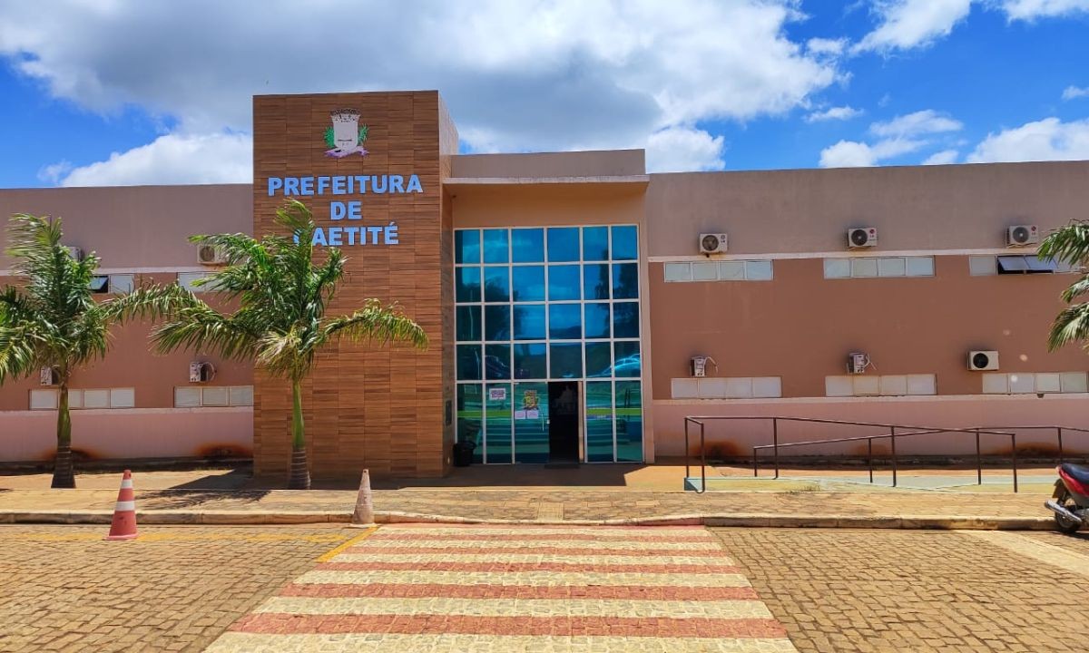 Câmara de cidade baiana abre vagas de nível médio com salários de até R$ 5 mil
