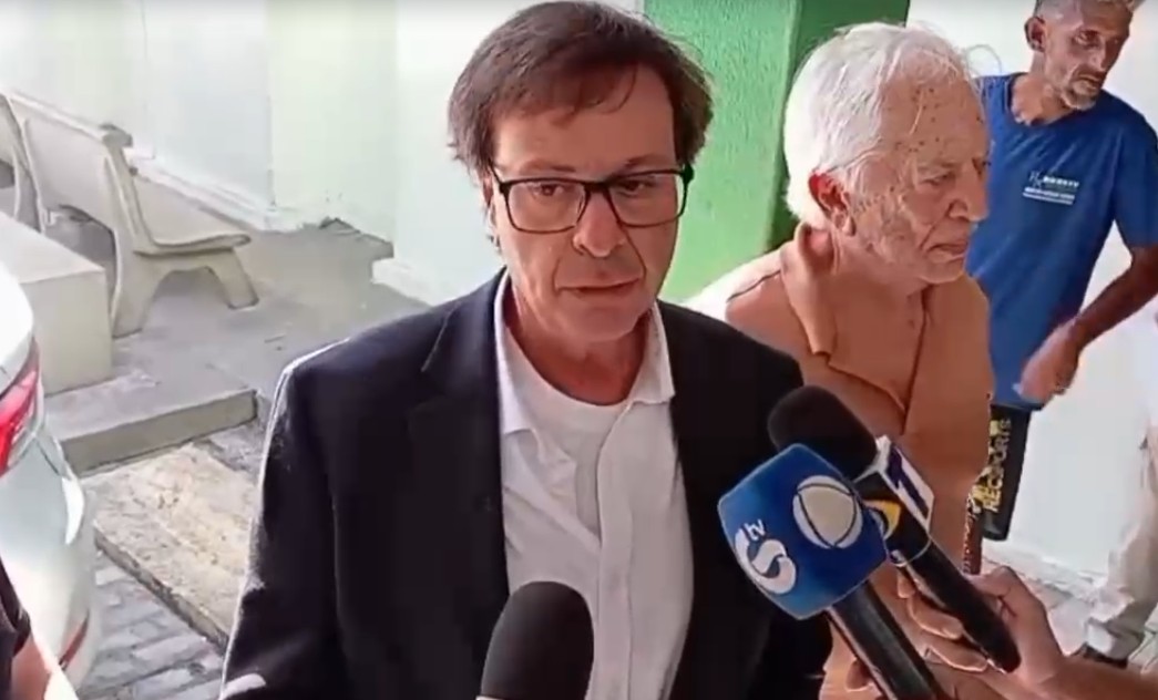 Moraes revoga prisão de ex-ministro do Turismo do governo Bolsonaro